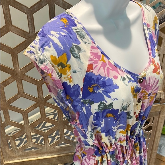 Floral Sleeveless Maxi Dress With Adjustable Tie Waist size M - Picture 6 of 9